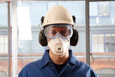 3M Aura Disposable Respirator Particulate Flat Fold Cool Flow Valve 9322A+ P2 (Pk of 10) AT010623091