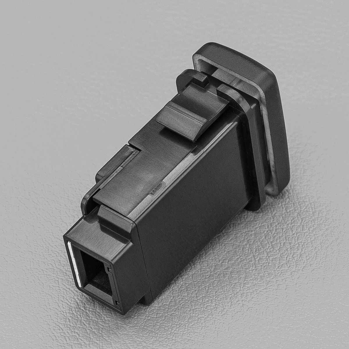 STEDI Dual USB fits Toyota Hilux Landcruiser FJ Kluger Prado DUALUSBTOYTALL