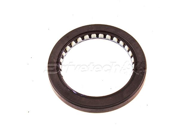 Drivetech Gearbox Output Oil Seal 082-135692