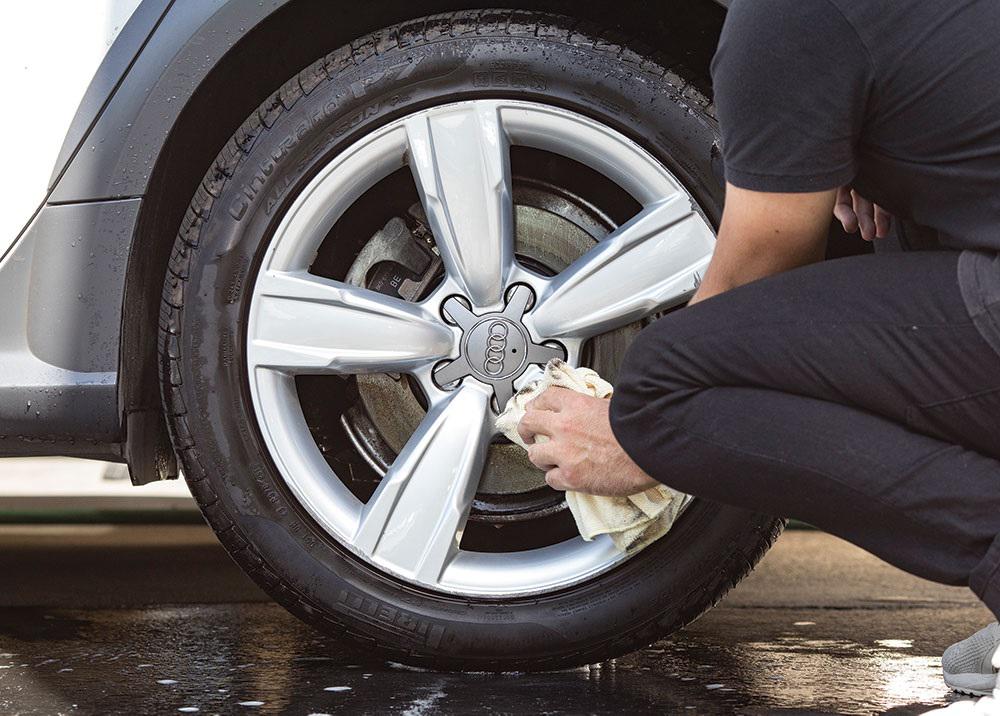 Meguiars Ultimate All Wheel Cleaner 709ml G180124