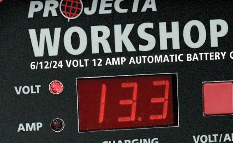 PROJECTA Workshop-1200 12A Battery Charger 6/12/24V HDBC20
