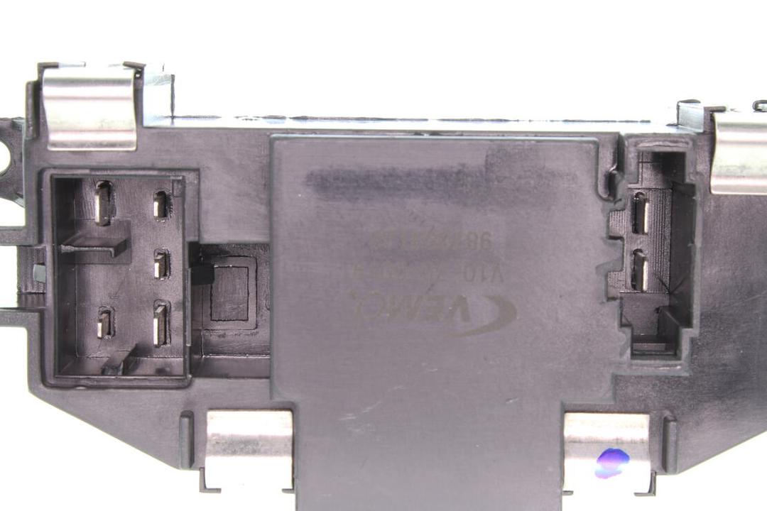 VEMO Heater Fan Regulator V10-79-0019