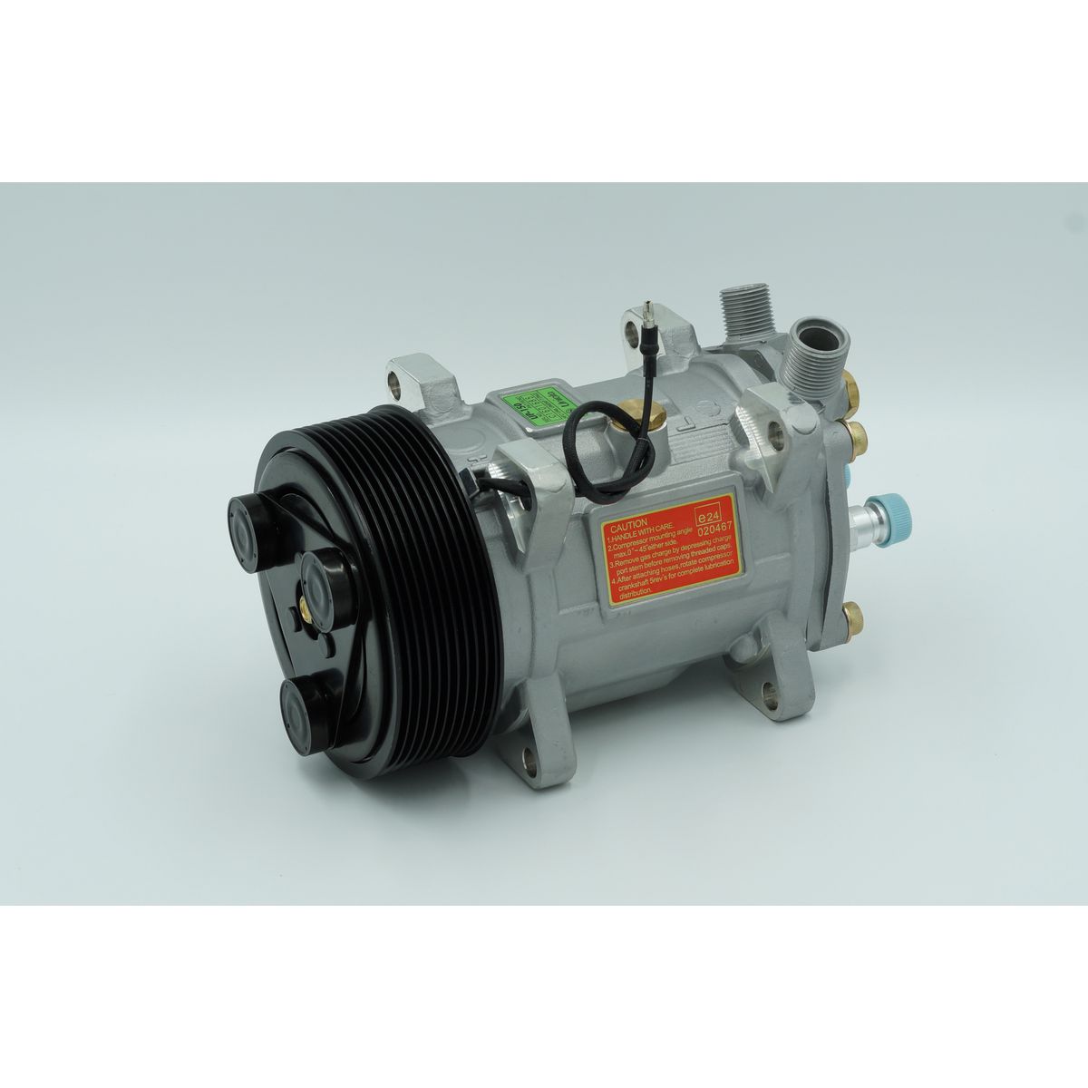 Unicla AC Compressor 12V Ear Mount UP150 CXU6200