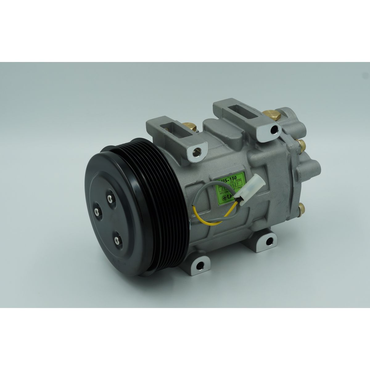 Unicla AC Compressor 24V Direct Mount US150 CXU7365