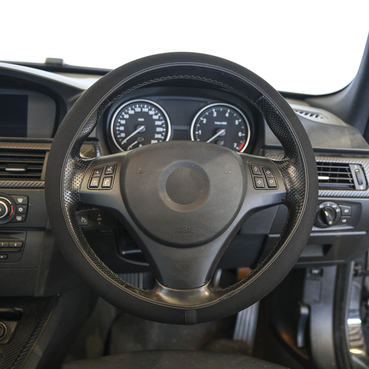 Gearup Steering Wheel Cover 36.8 x 39.4cm - Opp Core Black GUSWCFLCB