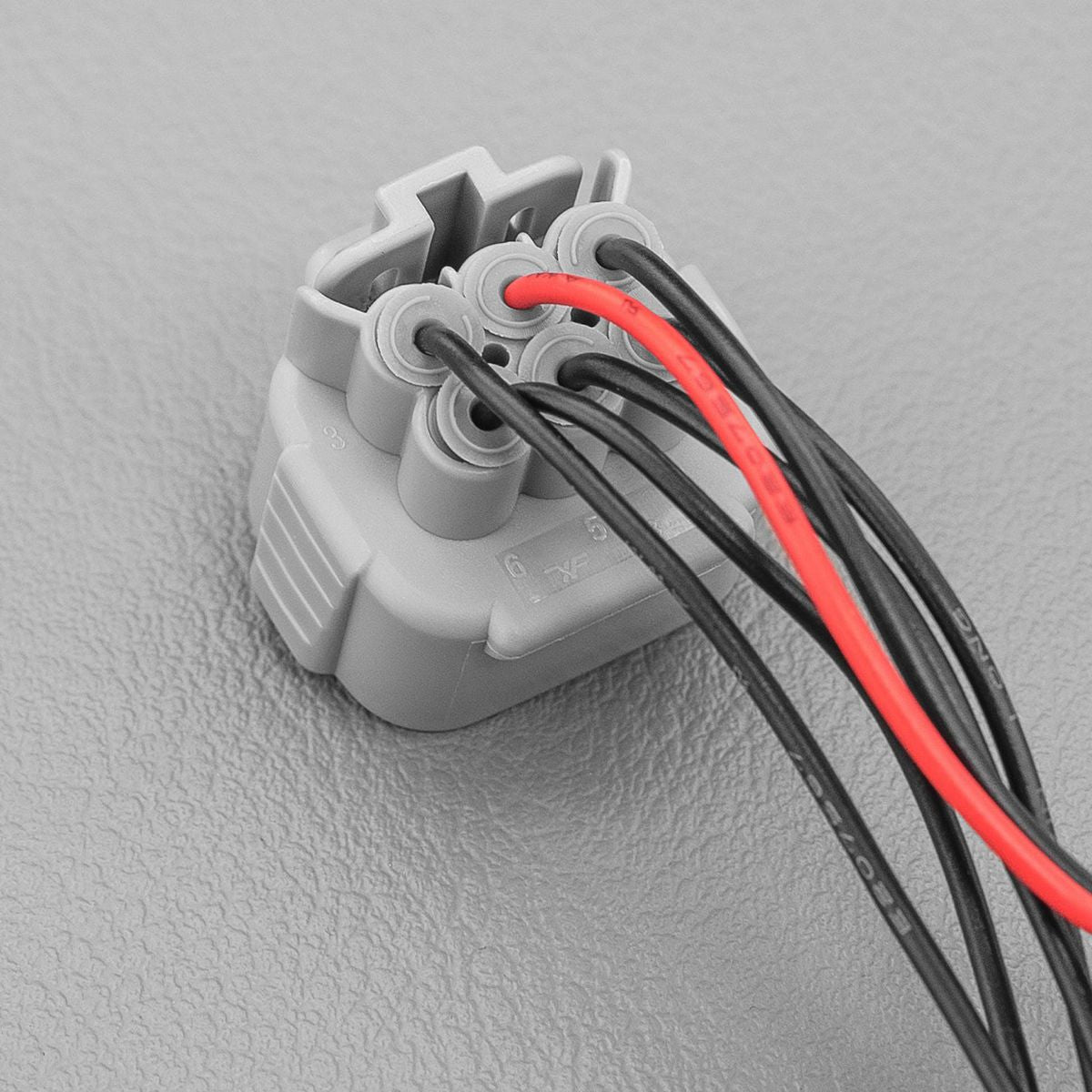STEDI Piggy Back Adapter Only Isuzu DMax  MUX Select Models