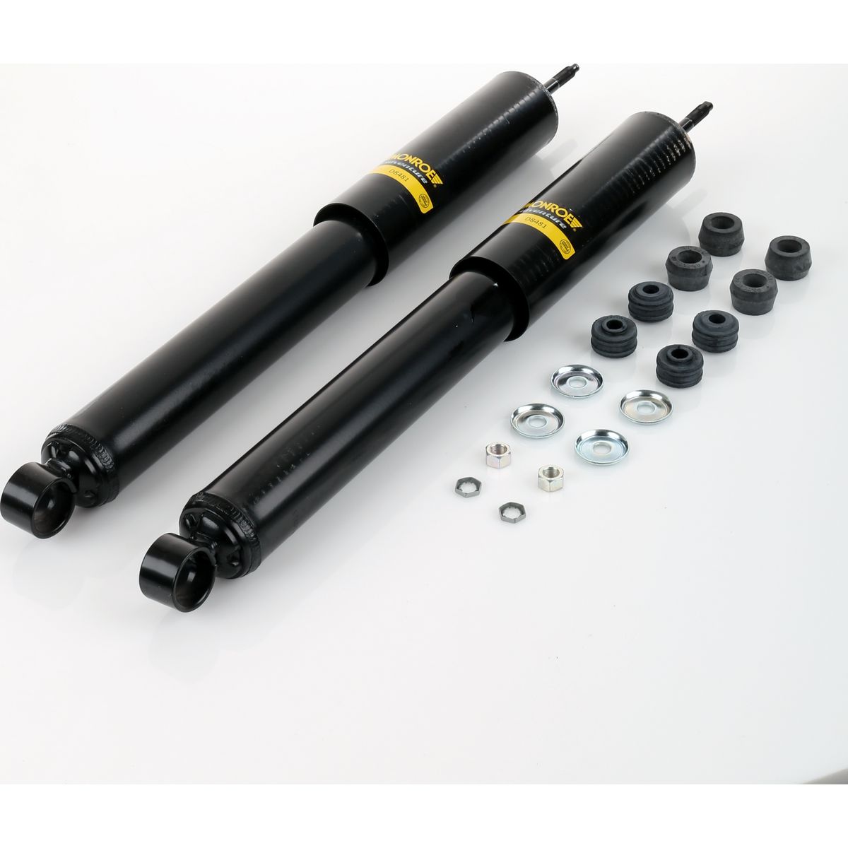 Monroe Gas Magnum Shock Absorber Pair D8481