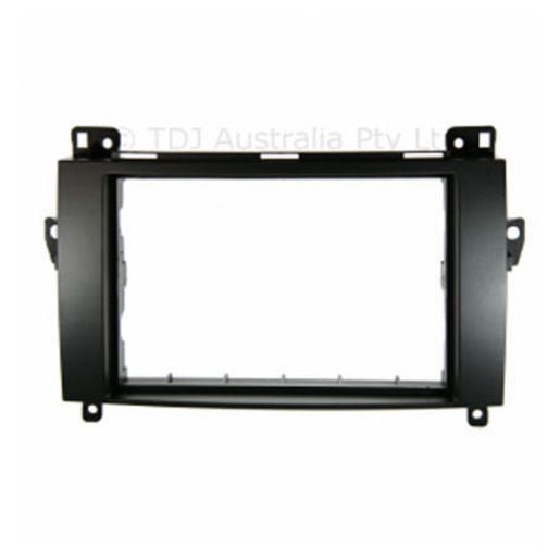 Aerpro Facia fits Mercedes Double Din