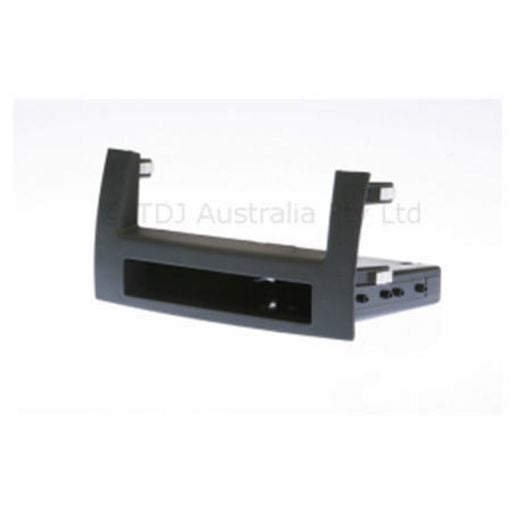 Aerpro Facia fits Toyota Prius 04-08