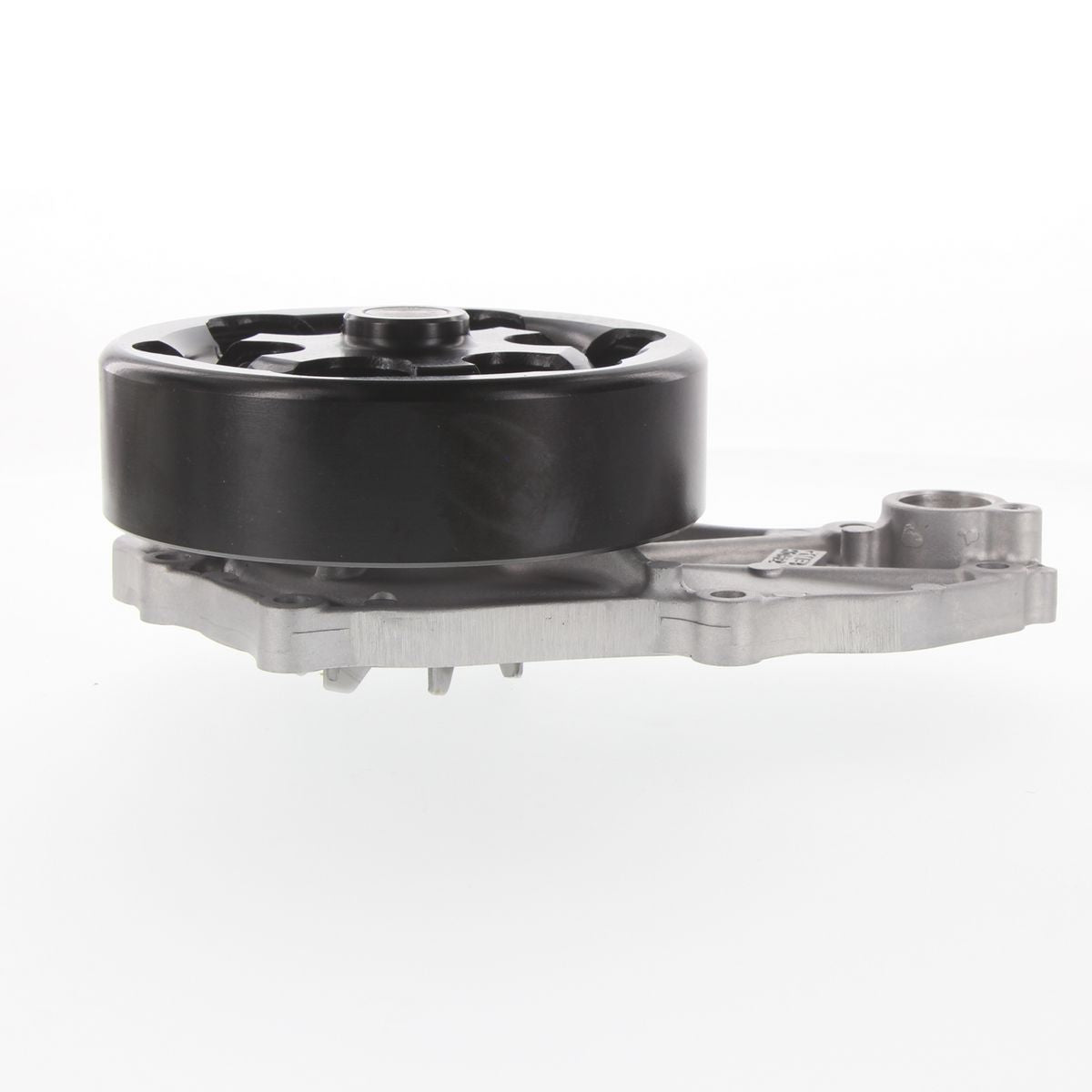 GMB Water Pump GWHO62A