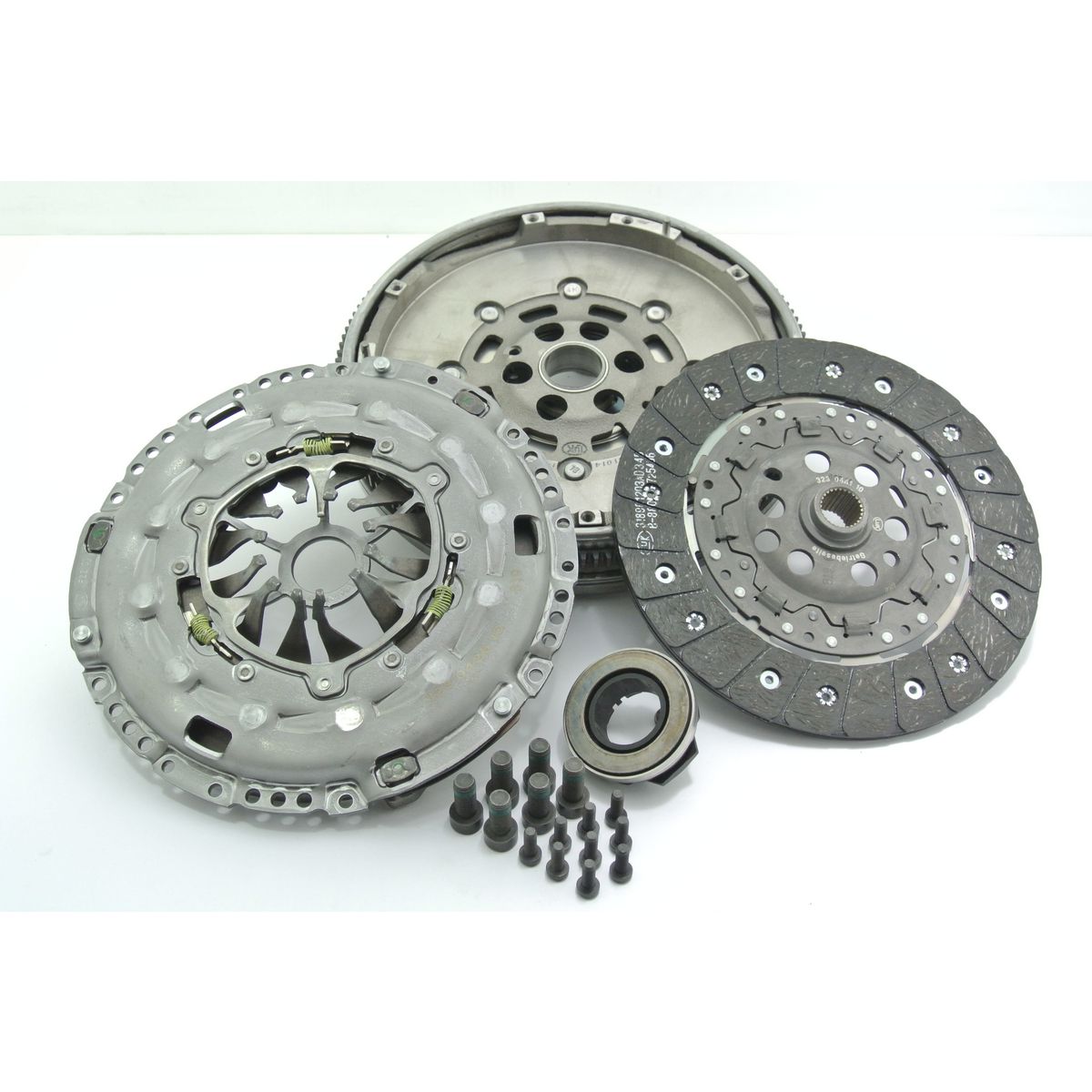 ClutchPro Clutch Kit With DMF Self Adjusting KVW23522