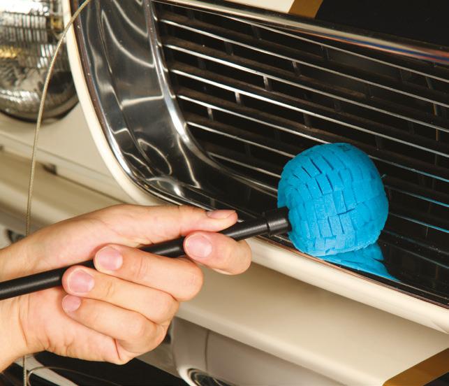 Bowden's Own Blue Ball Mini Me Polishing Brush