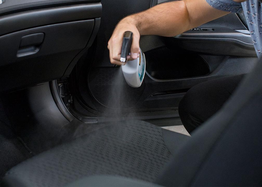 Meguiars Carpet & Cloth Re-Fresher 709ml G180724