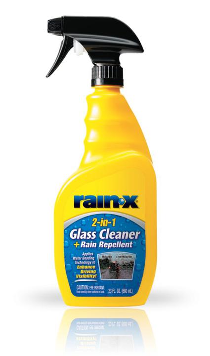 Rain-X 2-in-1 Glass Cleaner and Rain Repellant 680mL 5071268