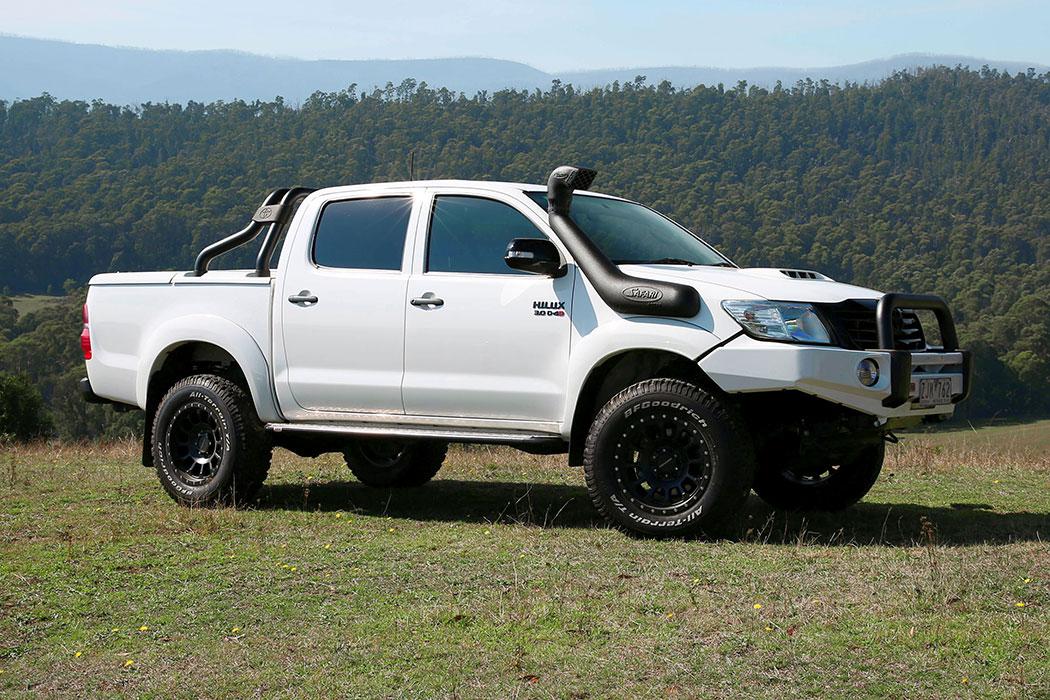Safari Snorkel V-Spec Kit fits Toyota Hilux 3.0L Diesel 2011-15