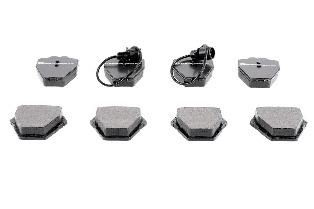 VAICO Brake Pad Set Front V10-8302