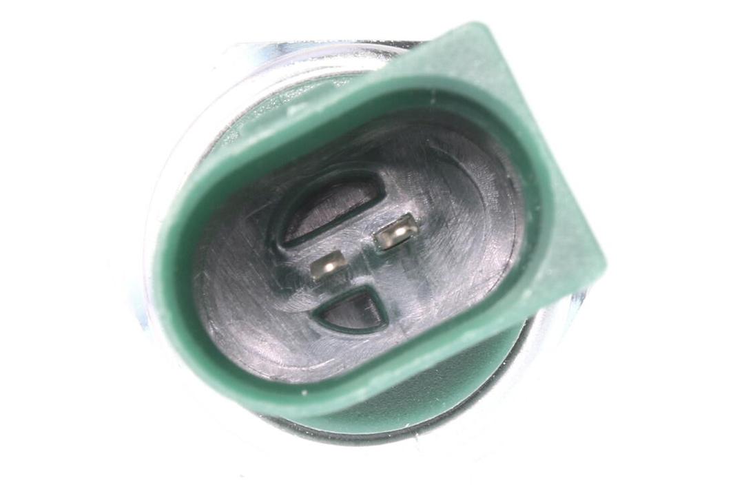 VEMO Oil Pressure Switch V10-73-0299