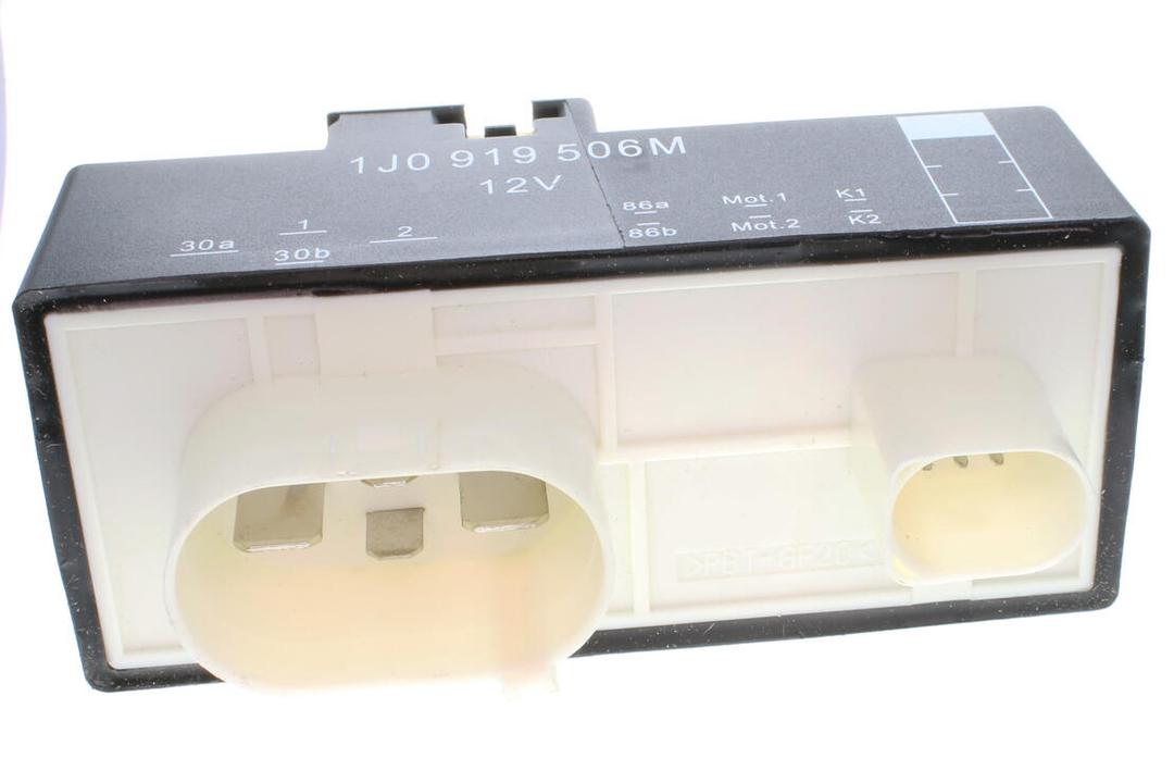 VEMO Radiator Fan Relay V15-71-0035