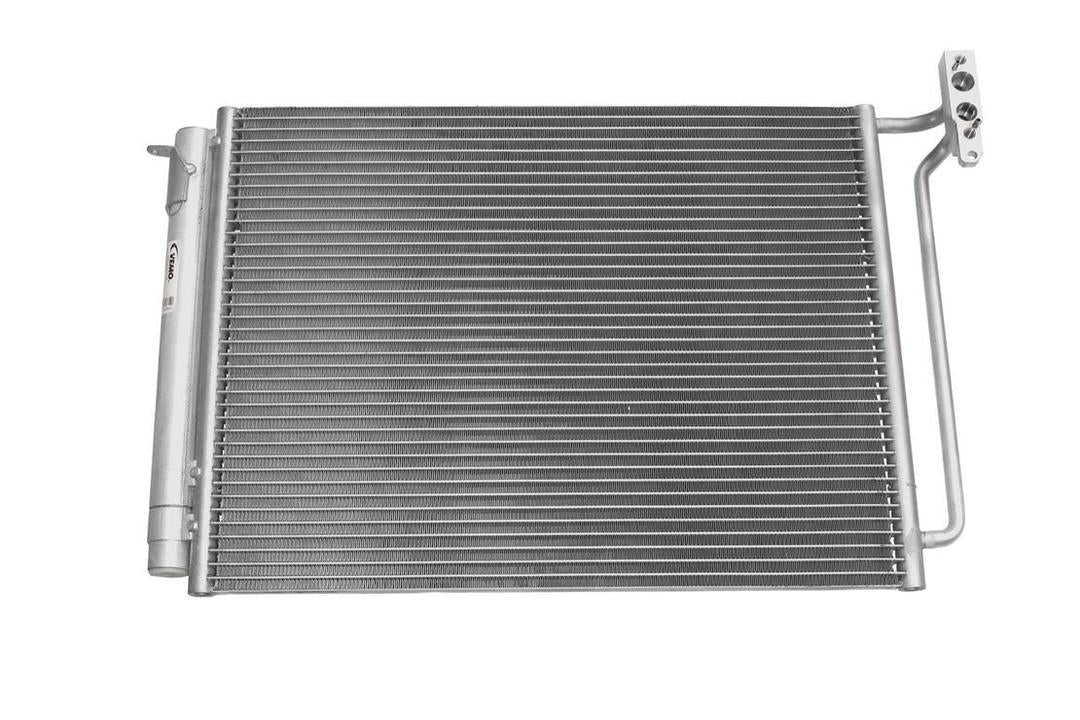 VEMO AC Condenser V20-62-1015