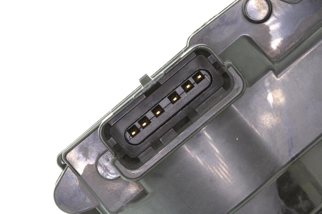 VEMO Throttle Body V20-81-0019